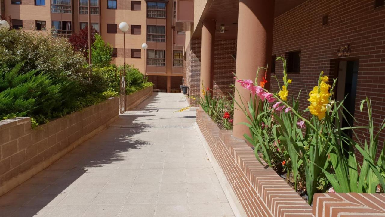 Apartment Madrid Barajas מראה חיצוני תמונה